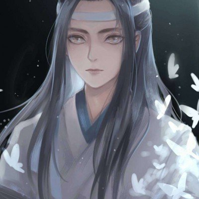新疆一水渠遍布救命绳